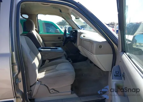 2005 Chevrolet Tahoe Ls из США, поврежденный, VIN 1GNEC13V75J157902